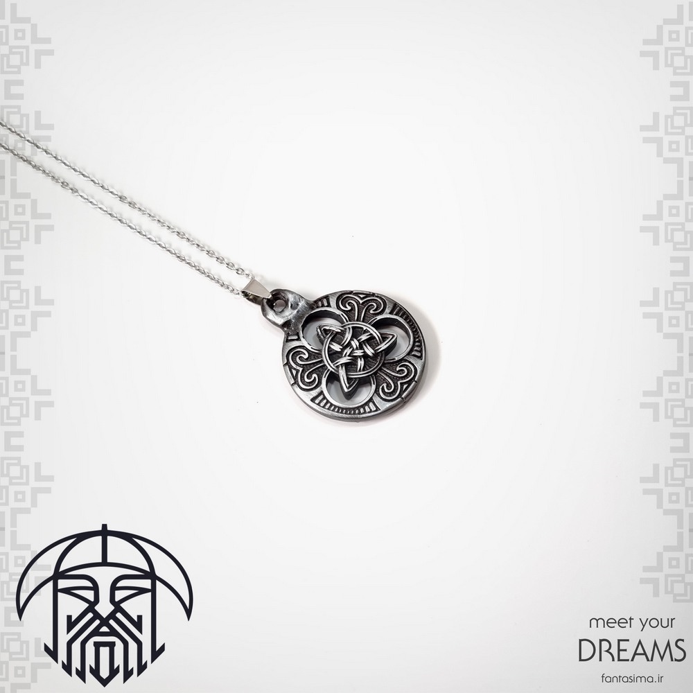 گردنبند تریکوئترا